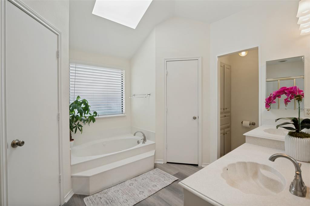 4300 Hanover Court Property Photo 15