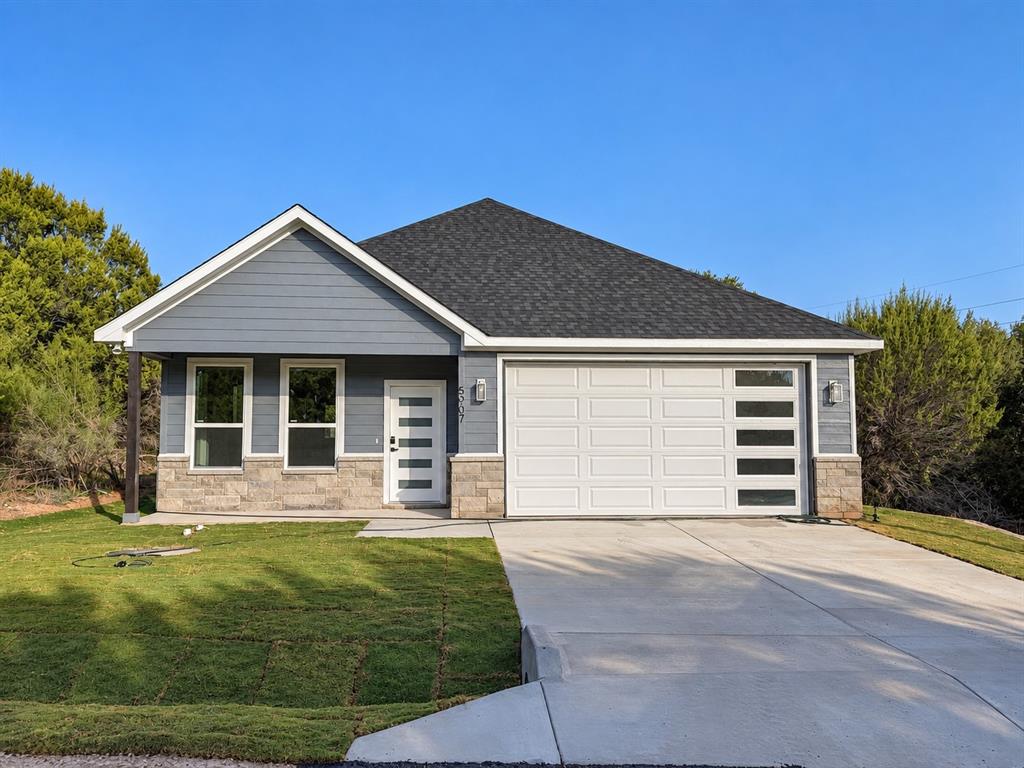 5907 Black Pine Circle Property Photo 1