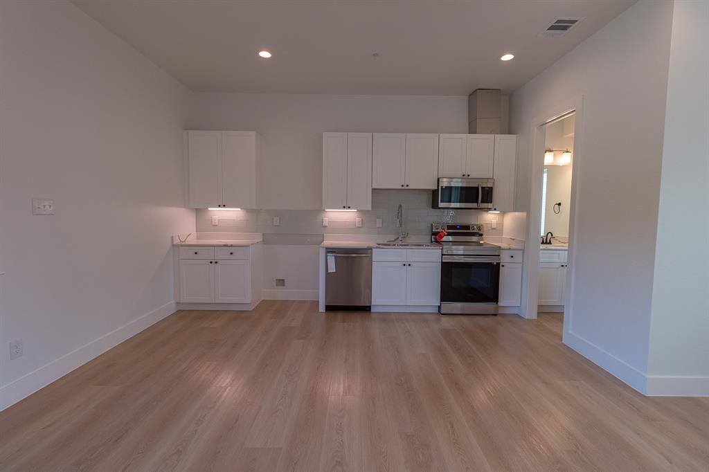 1626 Andrade Place Property Photo 6