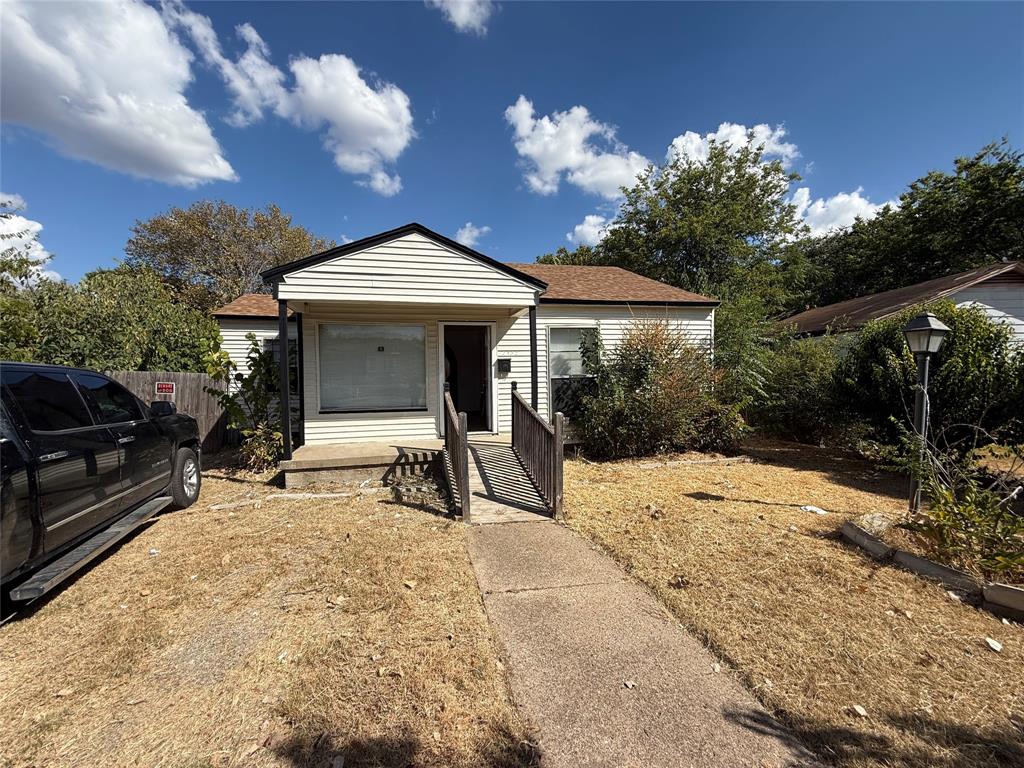 2952 Bardwell Avenue Property Photo 1