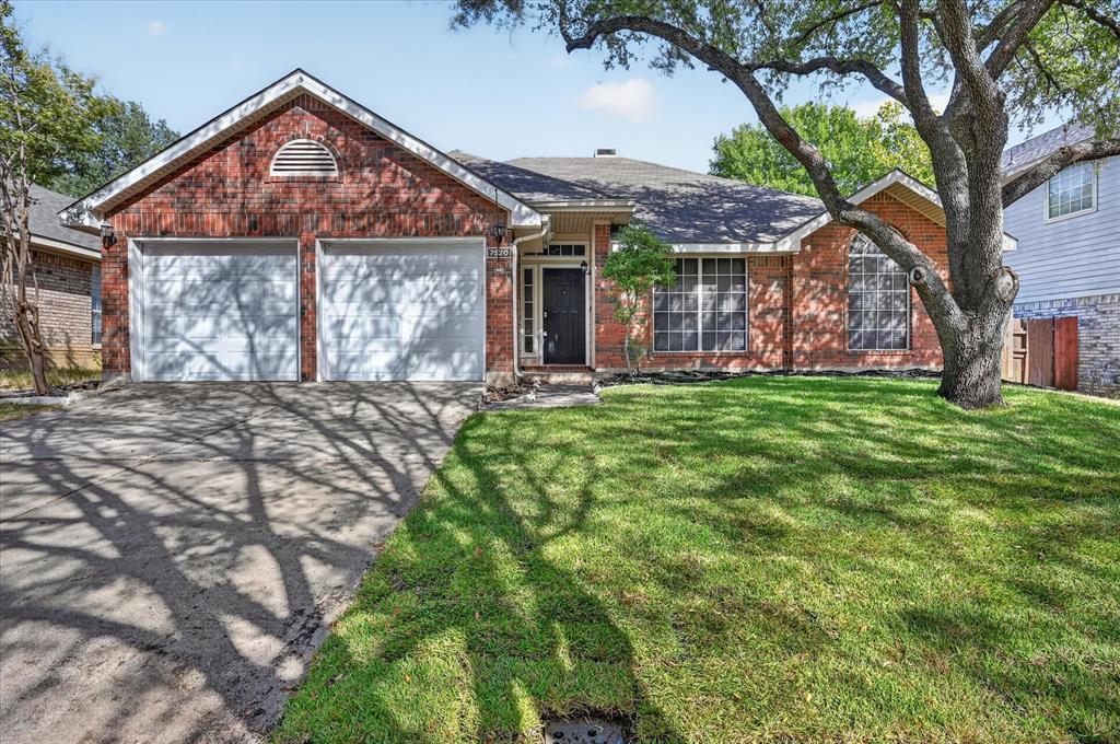 7520 Lake Arrowhead Drive Property Photo 1