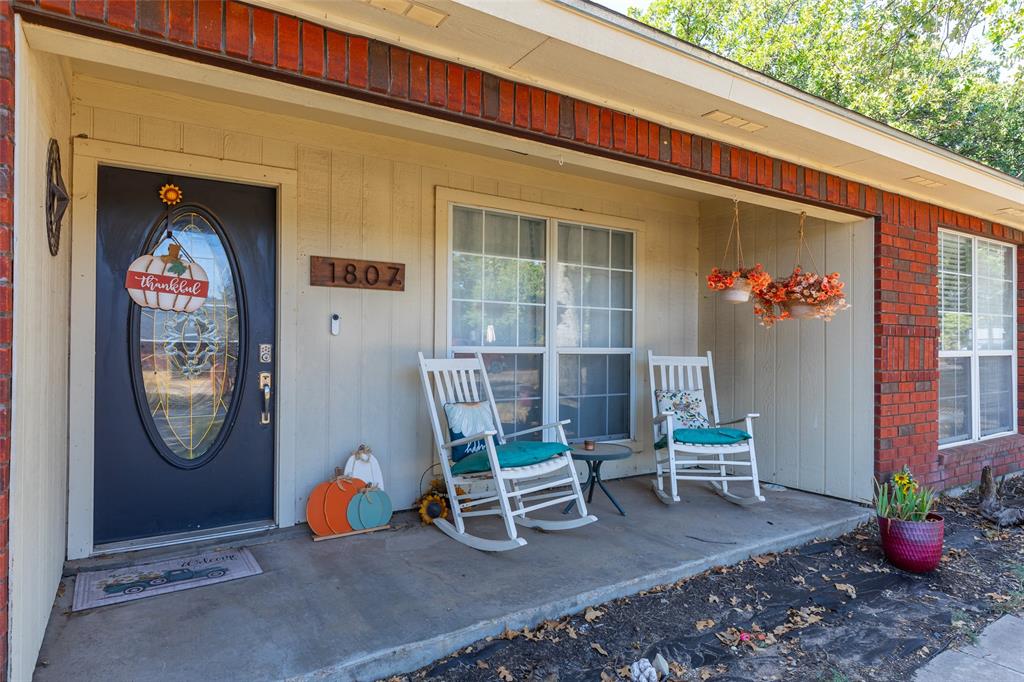 1807 Sandpiper Drive Property Photo 6