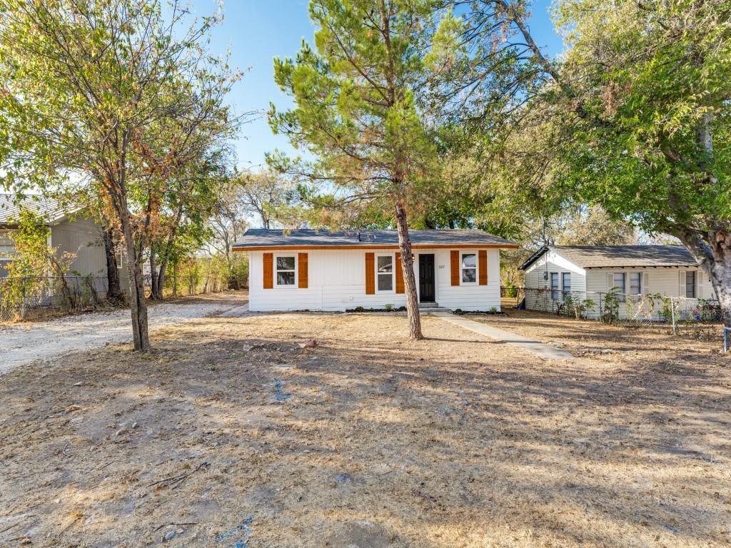5217 Landino Street Property Photo 2