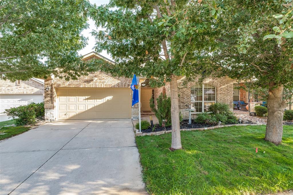 2322 Luscombe Lane Property Photo 1