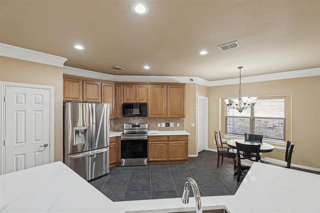 2322 Luscombe Lane Property Photo 11