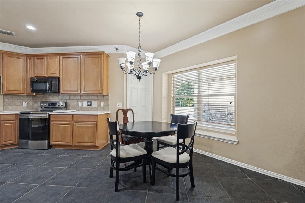 2322 Luscombe Lane Property Photo 12