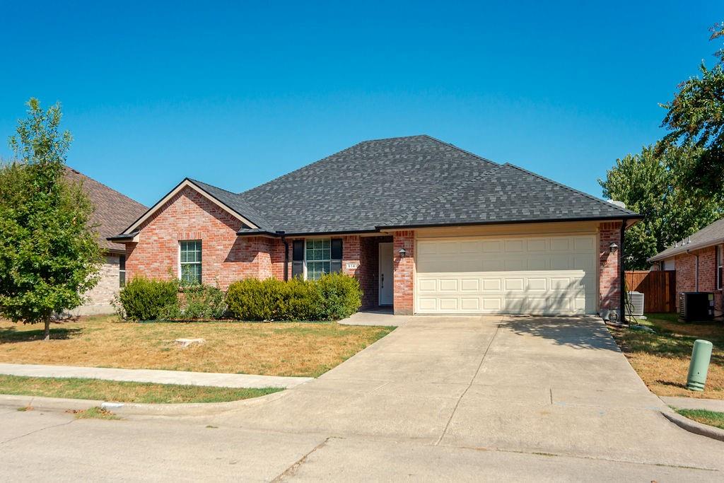 914 Marble Creek Drive Property Photo 1