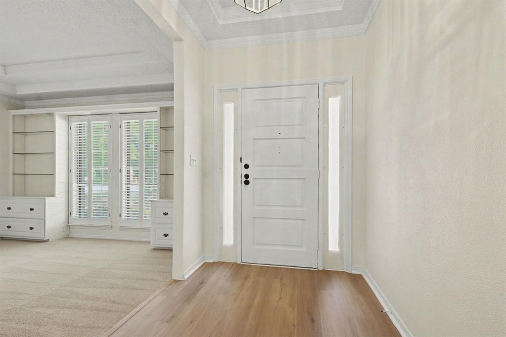 9632 Robin Meadow Drive Property Photo 10