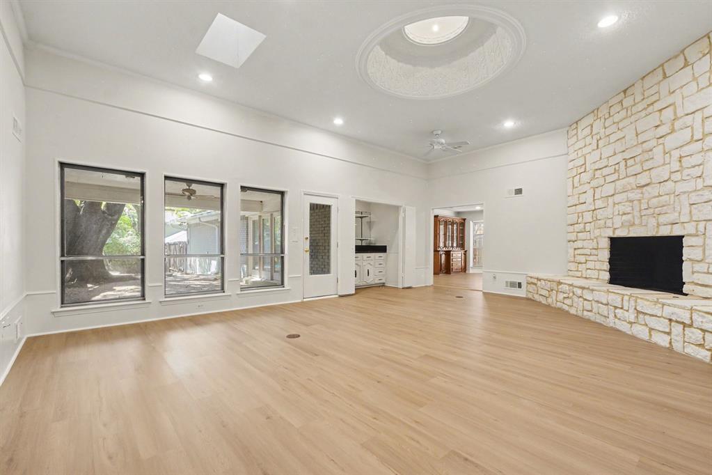 9632 Robin Meadow Drive Property Photo 11