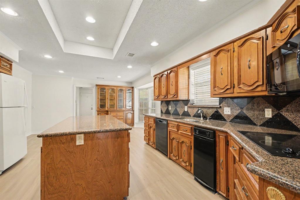 9632 Robin Meadow Drive Property Photo 18