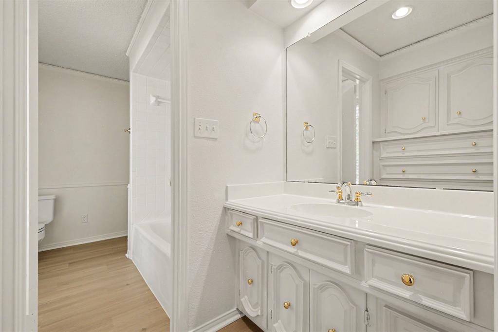 9632 Robin Meadow Drive Property Photo 28
