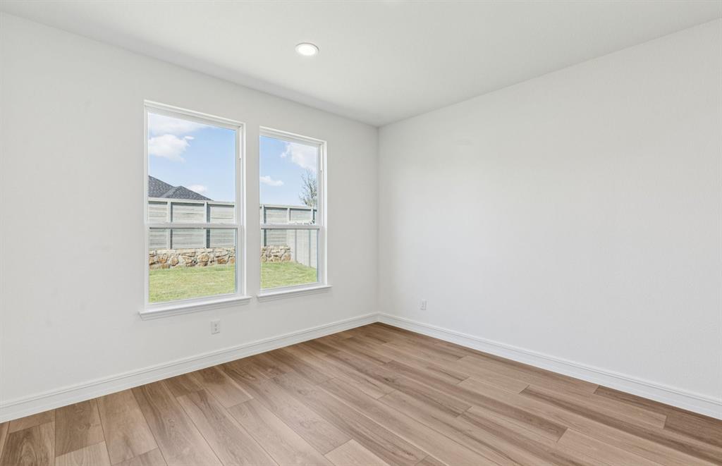 417 Avian Way Property Photo 4