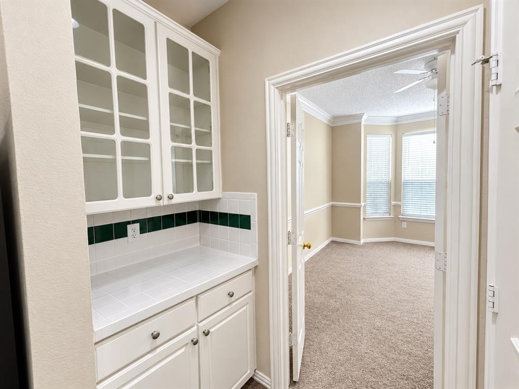 10316 Donley Drive Property Photo 8