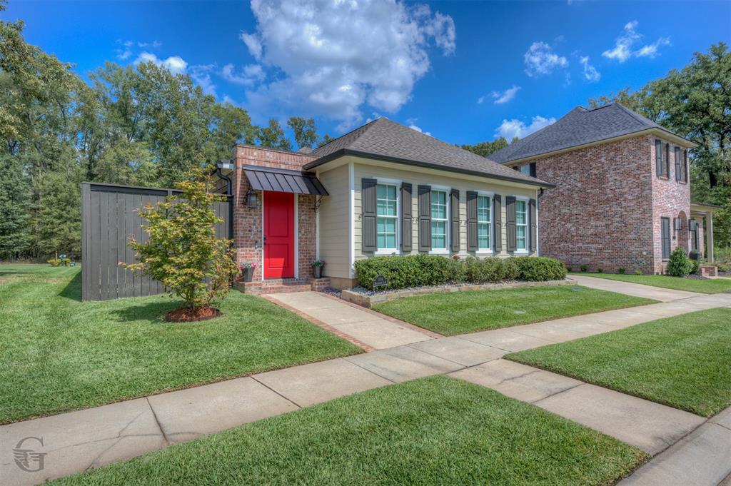 1104 Winterberry Lane Property Photo 1