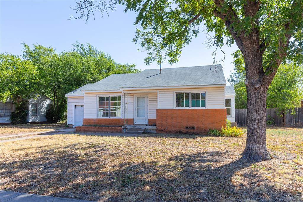 1765 Jackson Street Property Photo 2