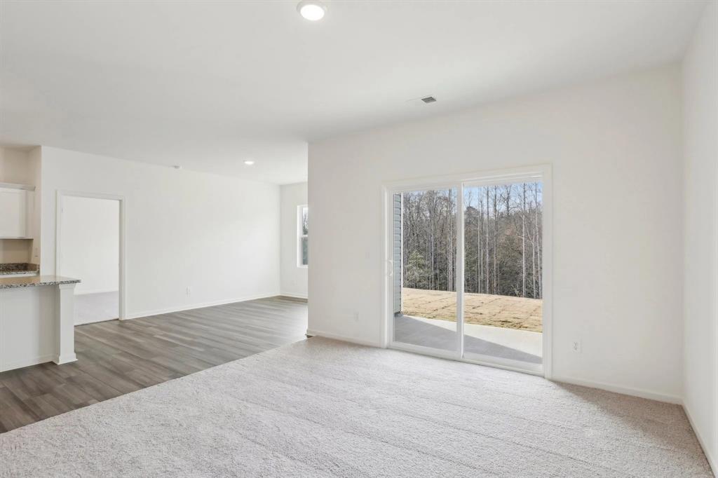 1813 Summit Hill Parkway Property Photo 15