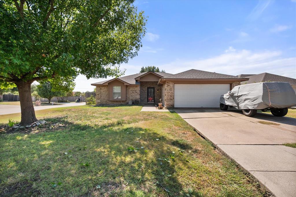 7 Mills Court Property Photo 1