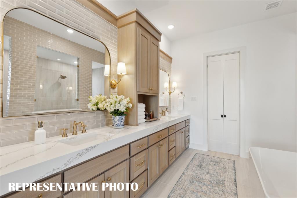 3912 Hibiscus Drive Property Photo 13