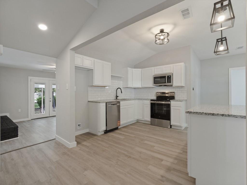 107 N Avenue P Property Photo 13