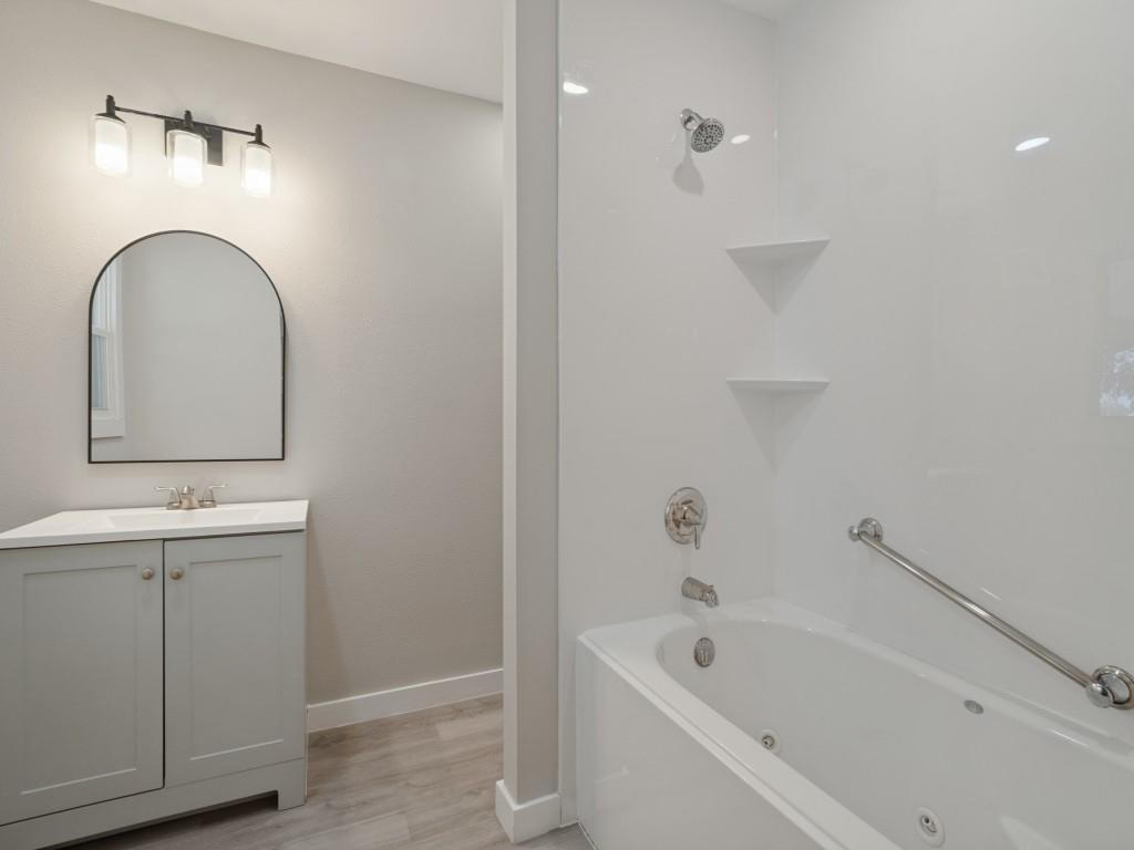 107 N Avenue P Property Photo 19