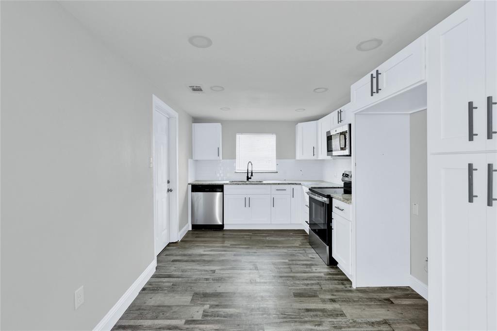 501 N Miller Street Property Photo 4