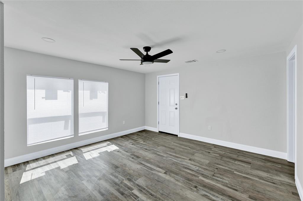 501 N Miller Street Property Photo 10