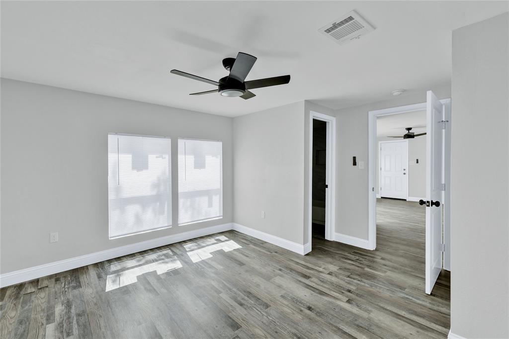 501 N Miller Street Property Photo 12