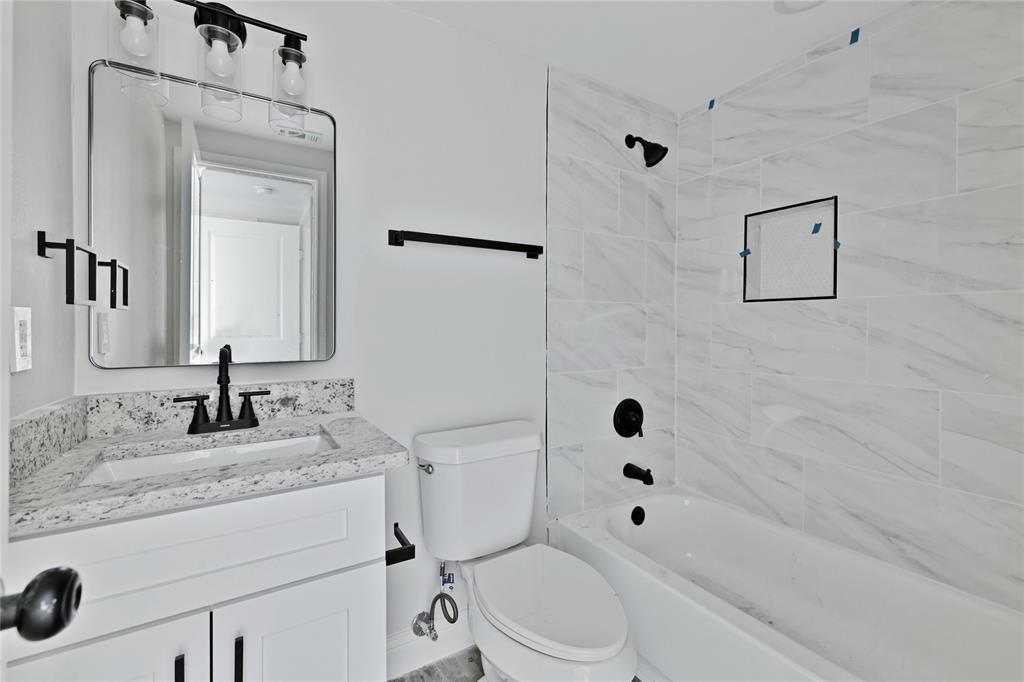 501 N Miller Street Property Photo 13
