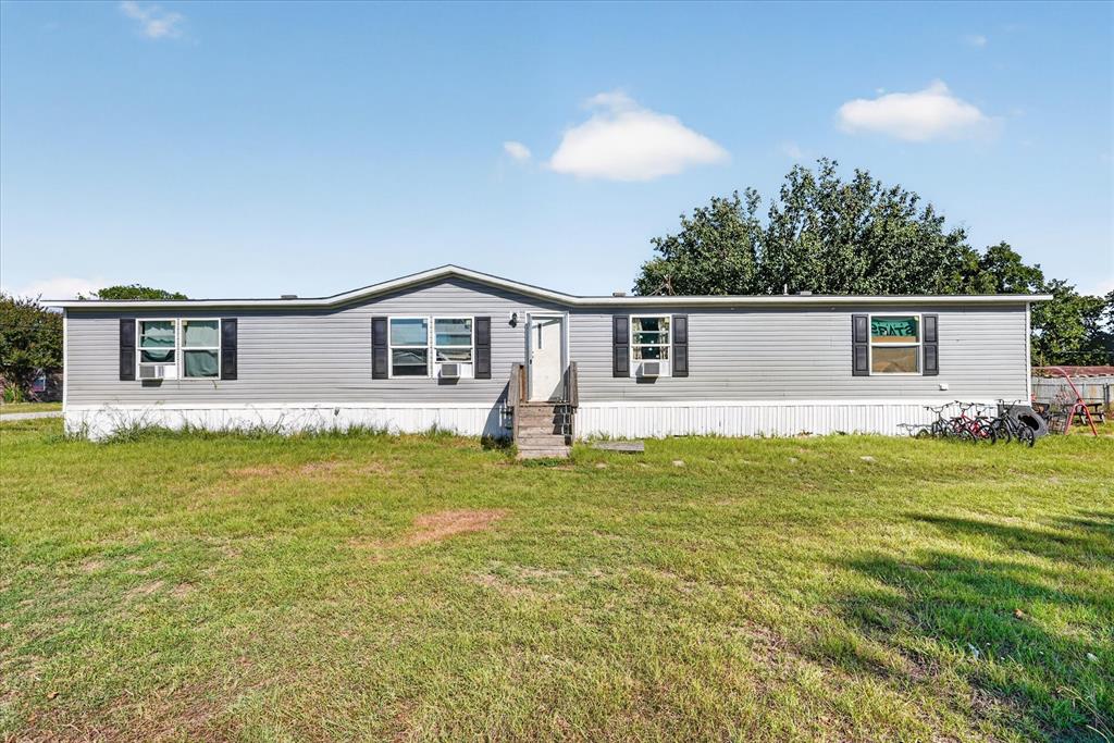 9313 Robin Property Photo 1