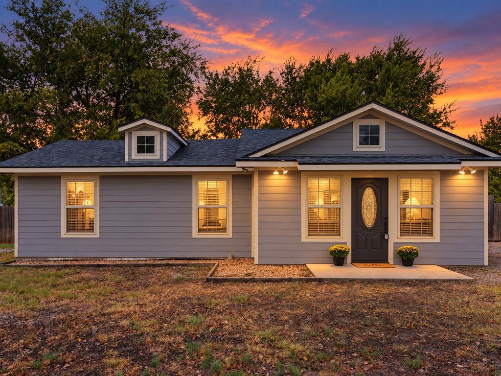 1622 Fm 815 Property Photo 1
