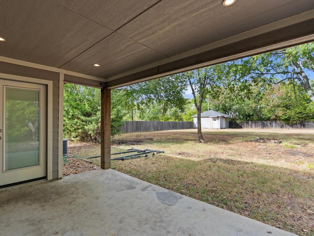1622 Fm 815 Property Photo 26