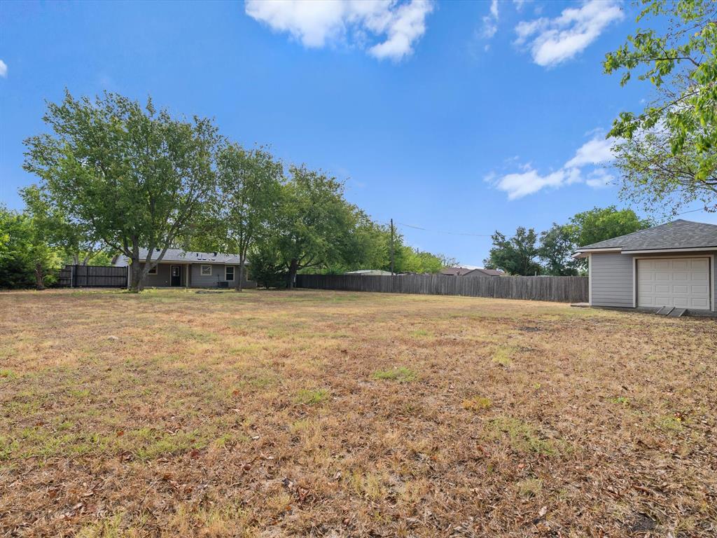1622 Fm 815 Property Photo 28