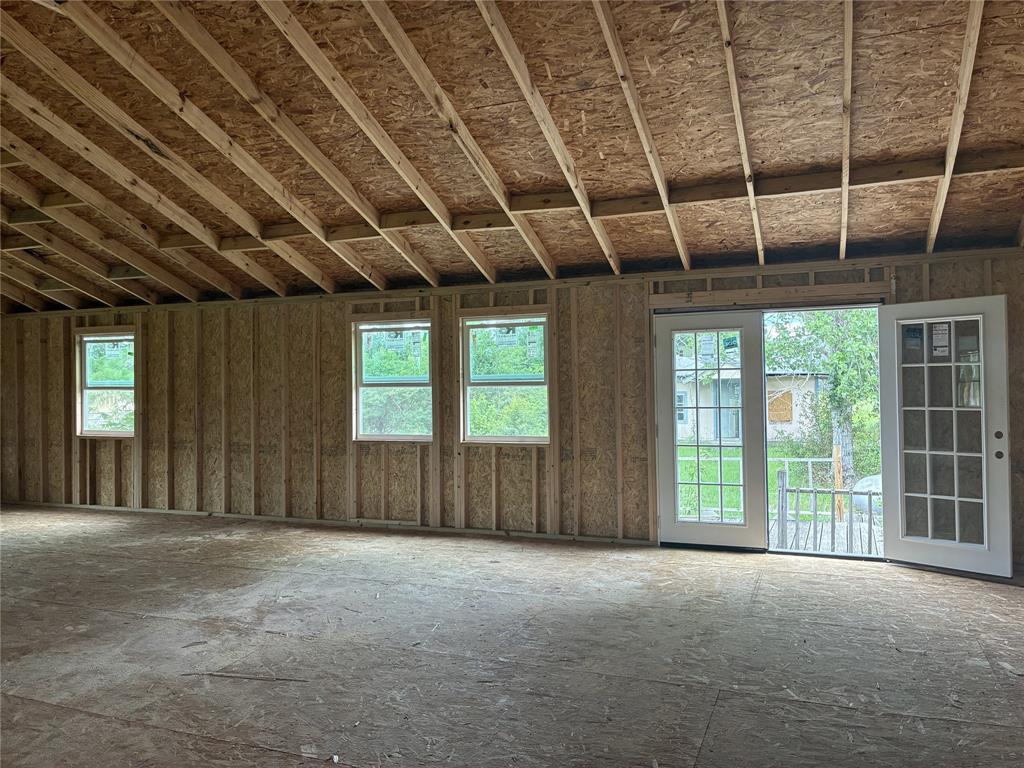 13601 Woodridge Property Photo 4