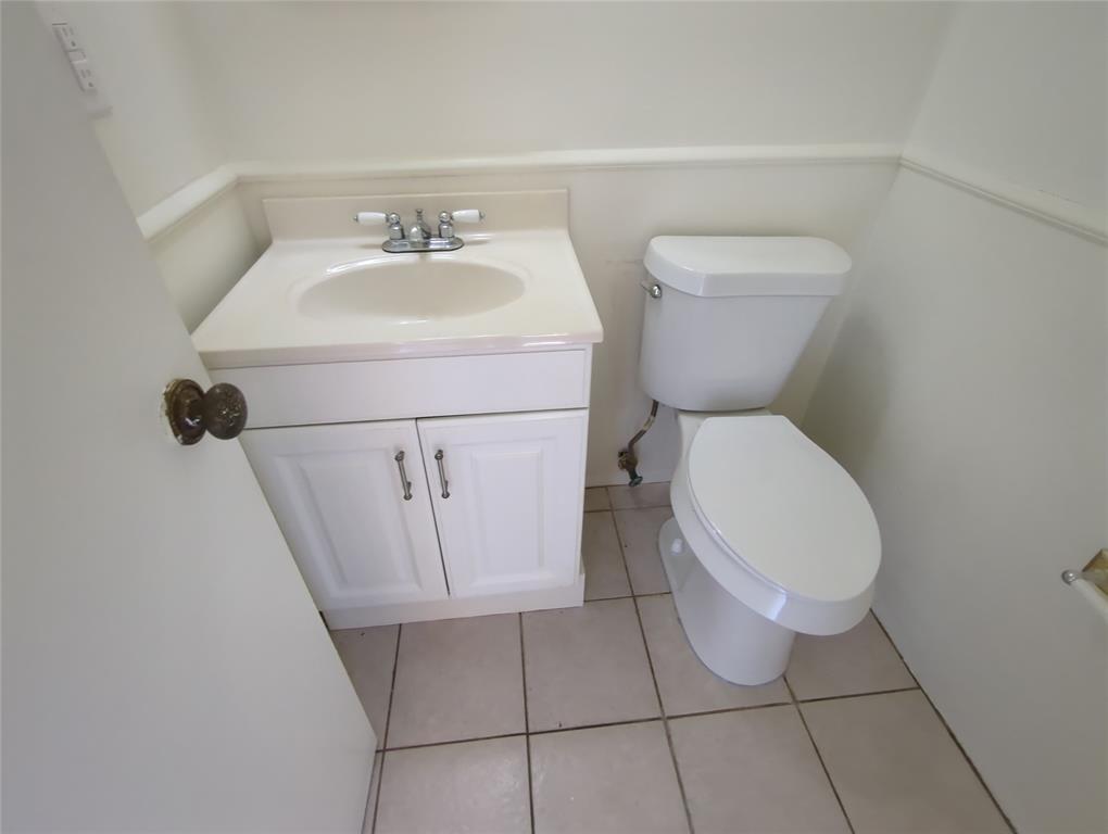 5730 Martel Avenue 108 Property Photo 9
