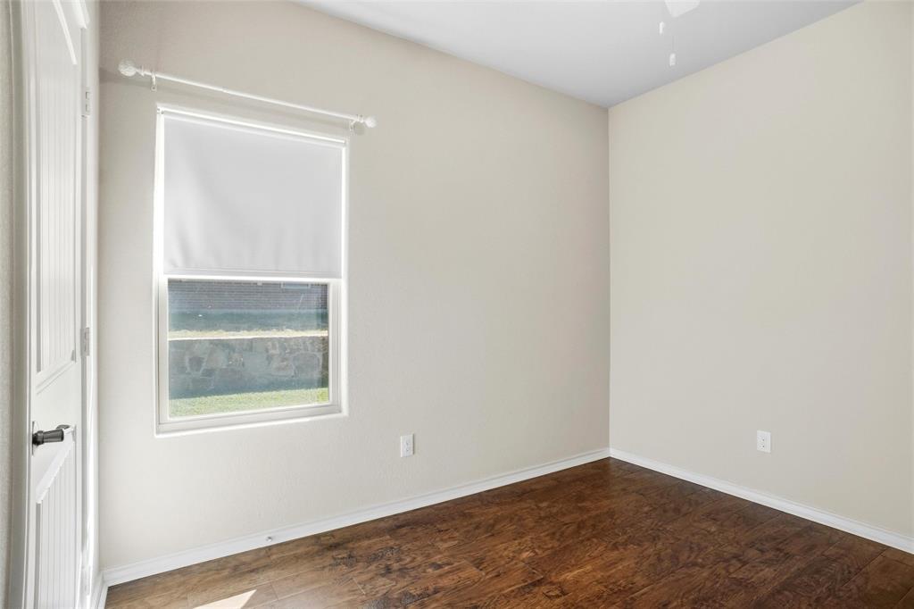 1221 Glenwood Drive Property Photo 10