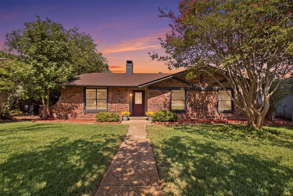 2929 Spring Brook Drive Property Photo 1