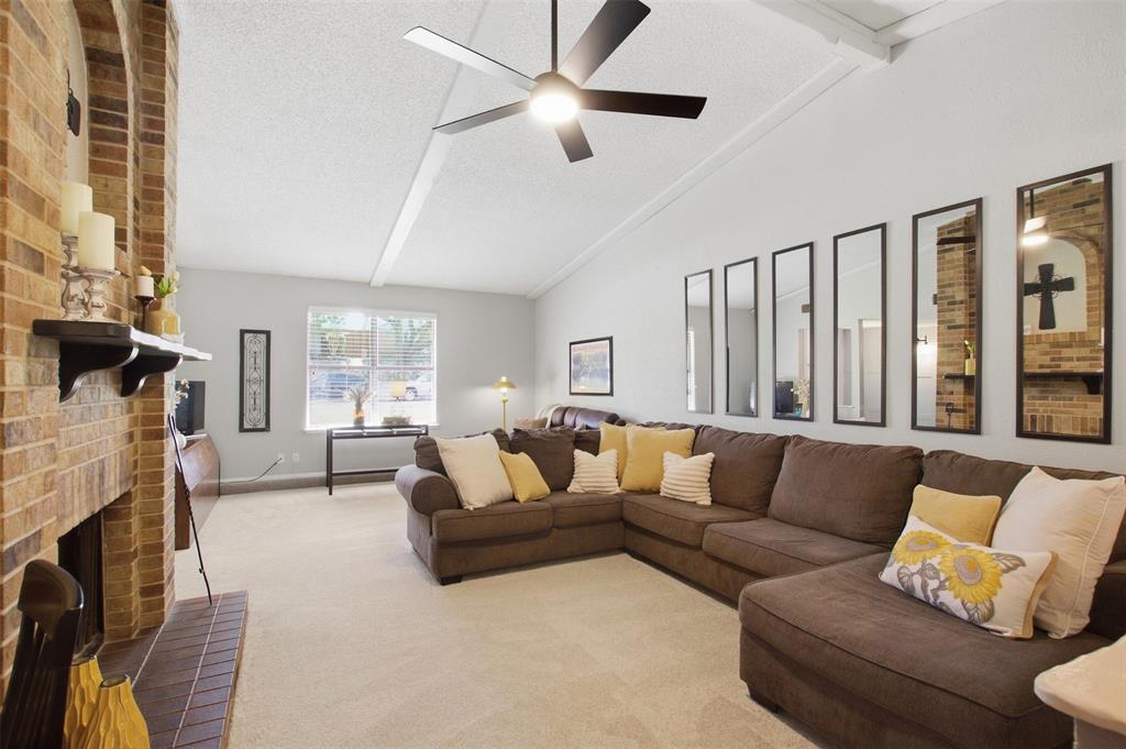 2929 Spring Brook Drive Property Photo 5