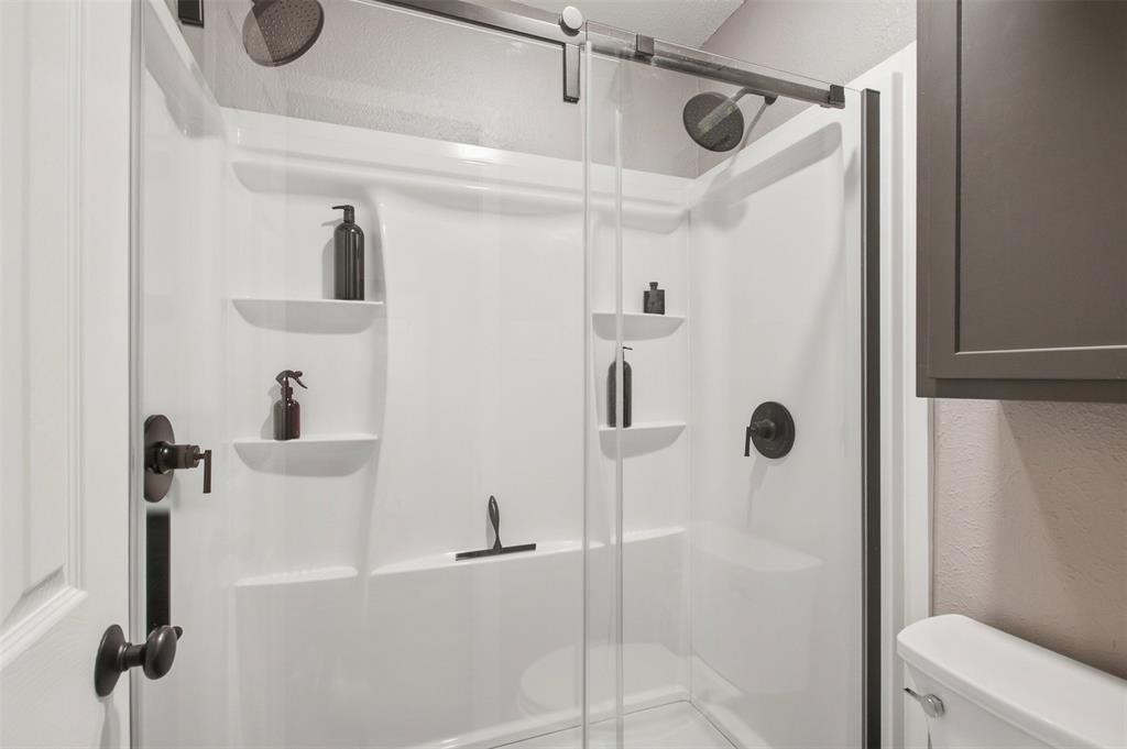 2929 Spring Brook Drive Property Photo 19