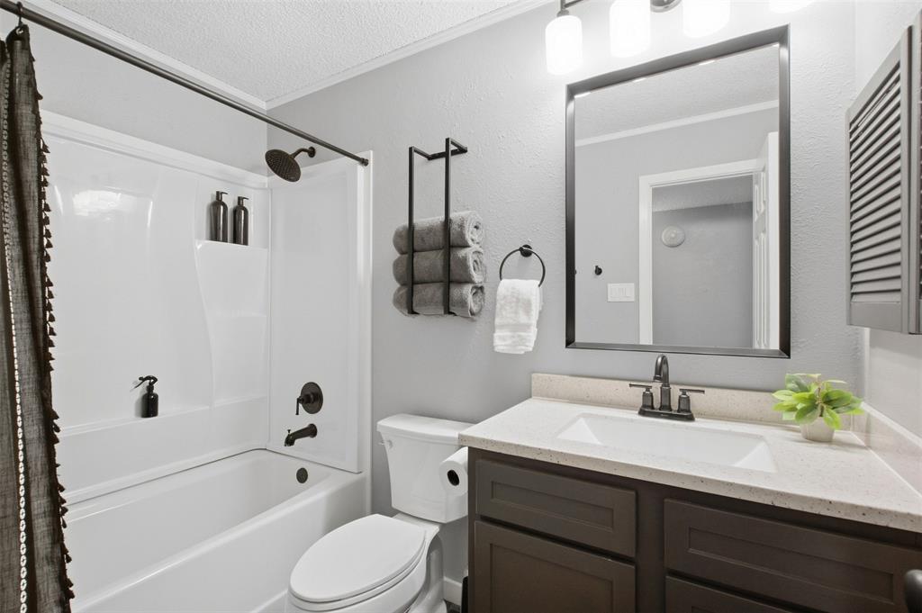 2929 Spring Brook Drive Property Photo 22