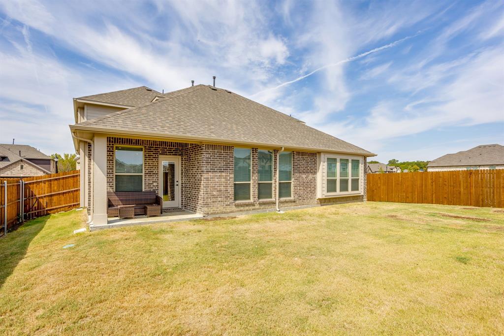 222 Shawnee Trail Property Photo 37