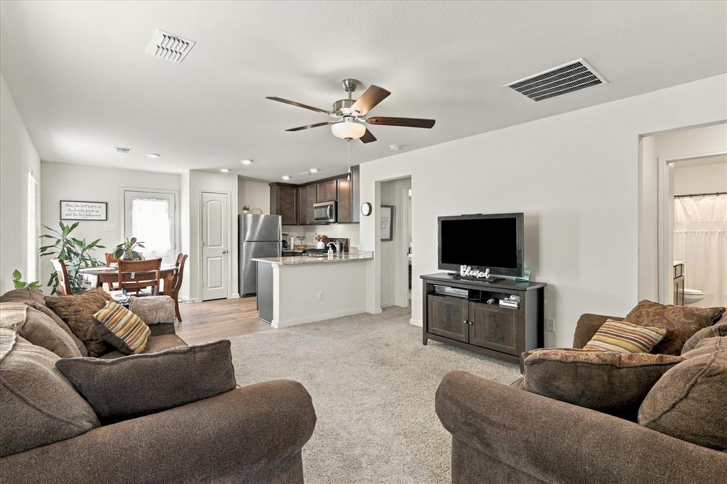 14017 Golden Valley Road Property Photo 7
