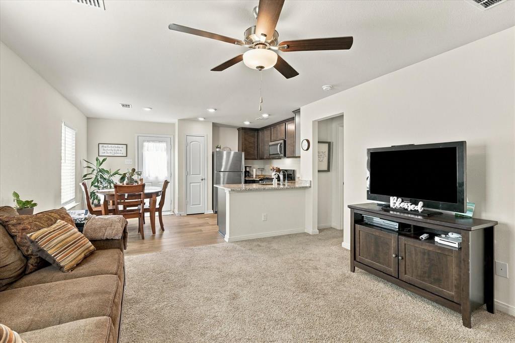 14017 Golden Valley Road Property Photo 8