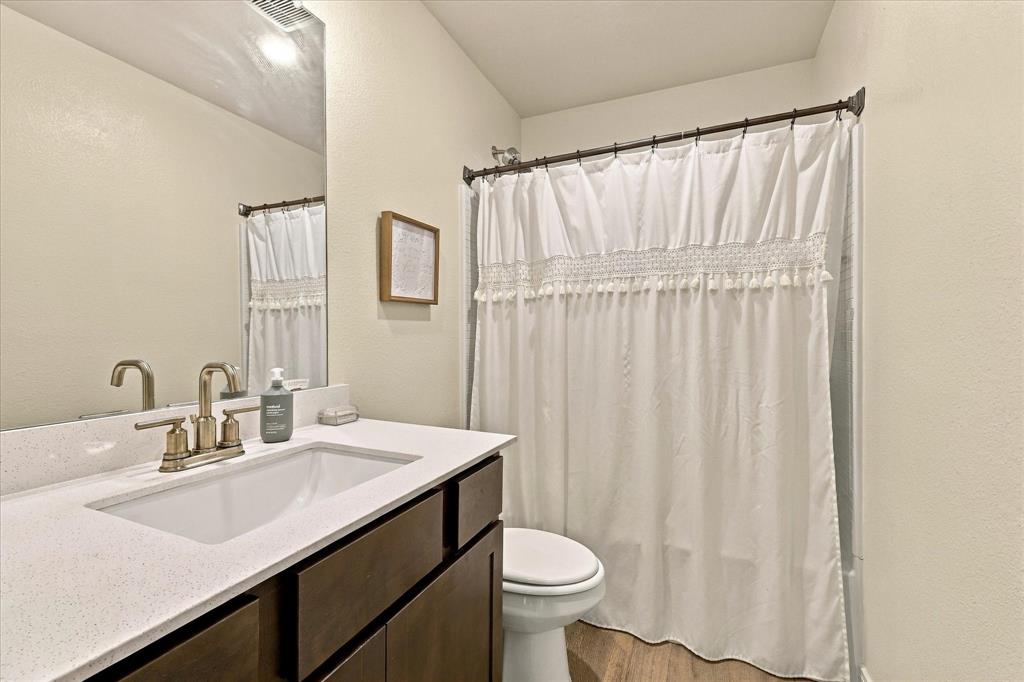 14017 Golden Valley Road Property Photo 32