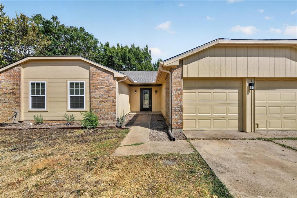 6283 Woodstream Trail Property Photo 1
