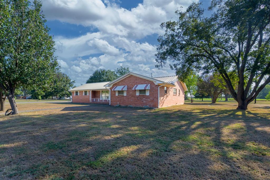 603 Richard Street Property Photo 1