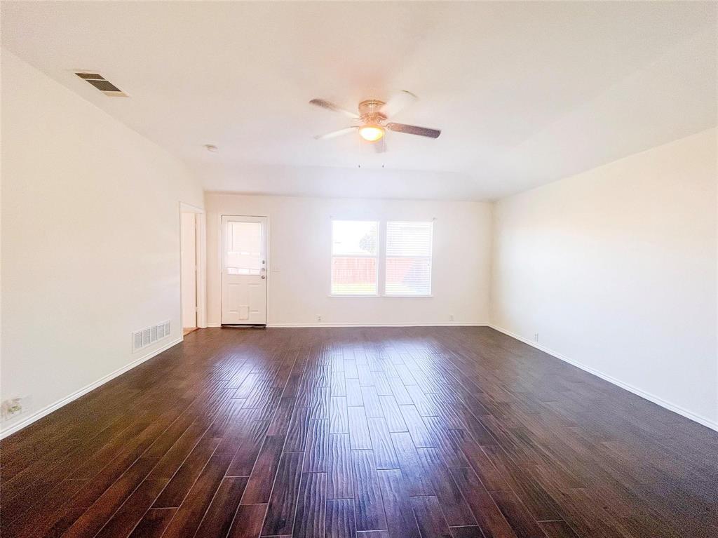 8929 Sagebrush Trail Property Photo 6