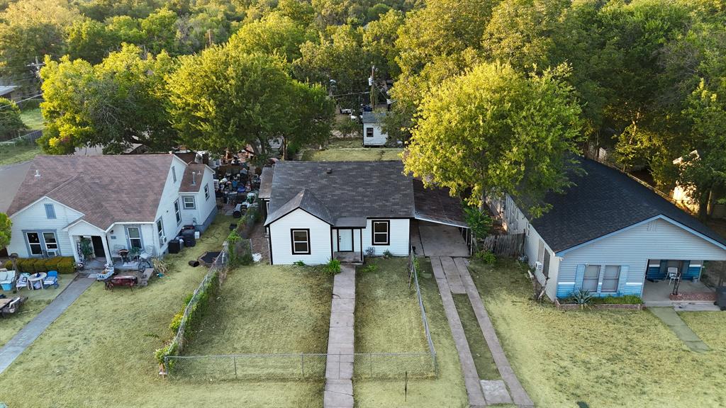 1527 Maple Avenue Property Photo 4