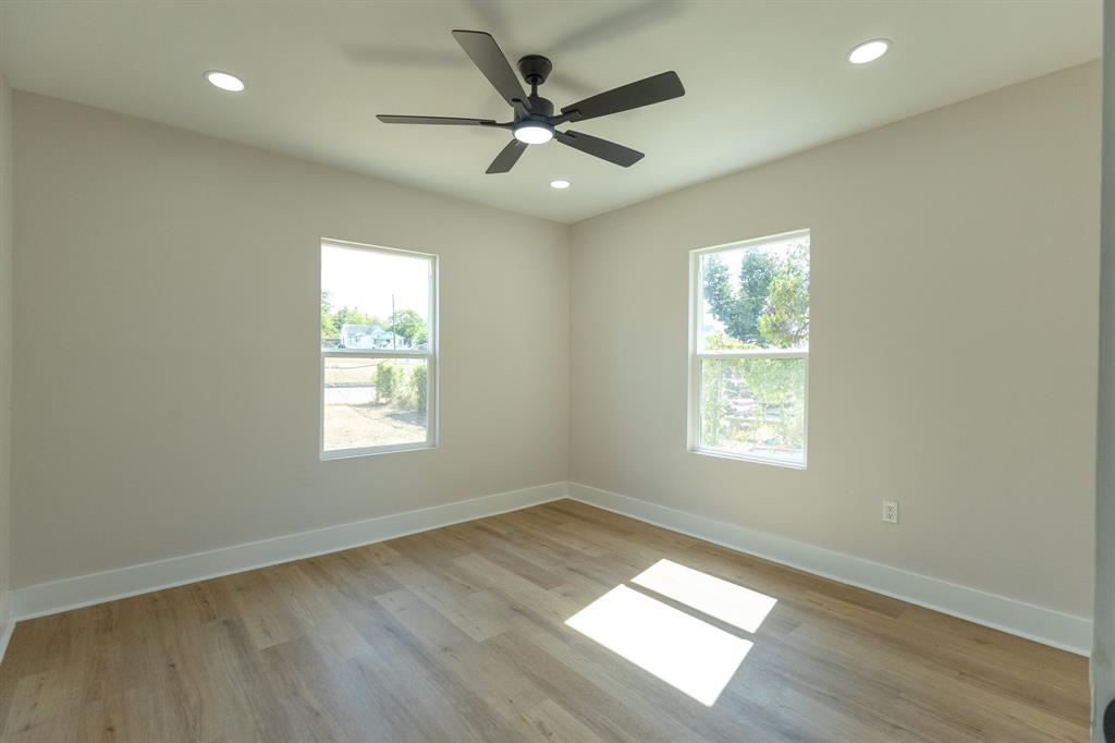 1527 Maple Avenue Property Photo 18