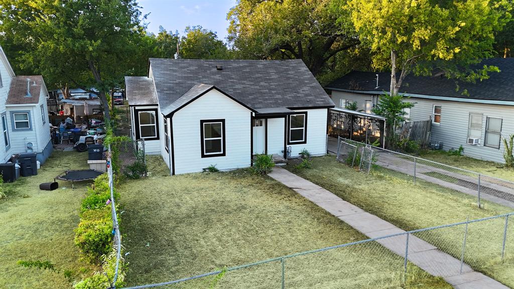 1527 Maple Avenue Property Photo 27