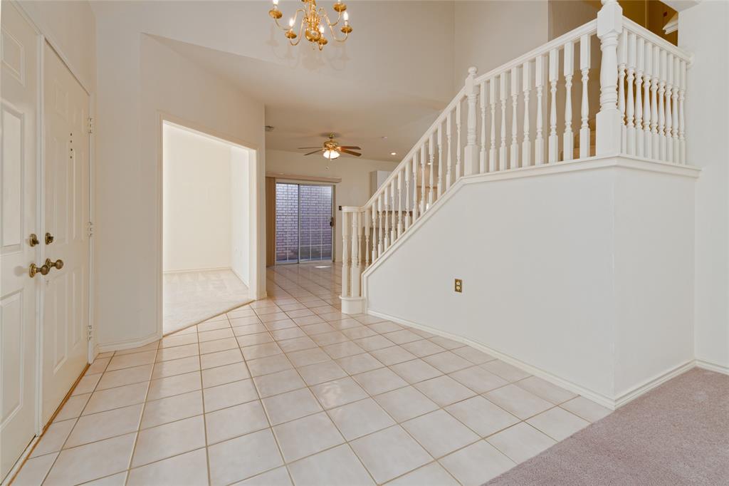 21 Wynrush Circle Property Photo 8